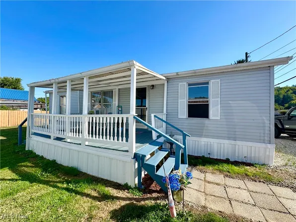 209A Main St, Belmont, WV 26134