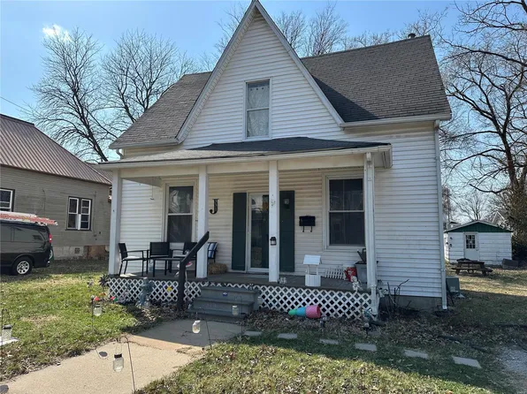 331 S Market St, Sparta, IL 62286