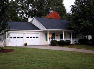 522 Bluff Coourt, Woodstock, GA 30188