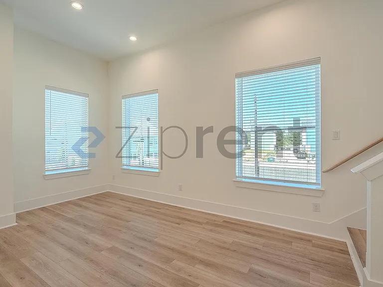 1620 Ojeman Rd #E — Photo 11