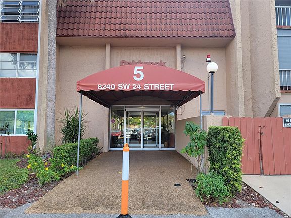 4th image of 8240 SW 24th Street #5104