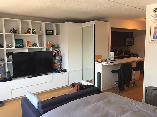 Rented by Upton Realty Group | media 26