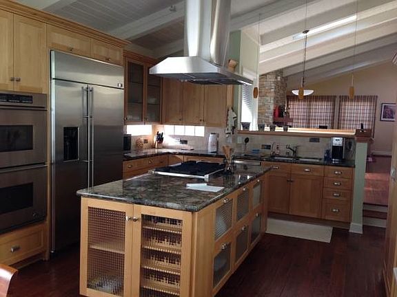 3rd image of 1237 Brunswick Ln