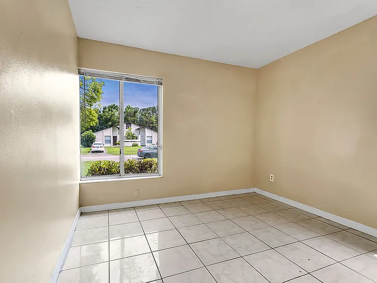 10425 Riva Ridge Trl — Photo 13
