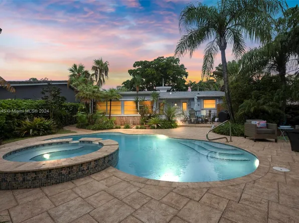 1707 NE 37th St, Oakland Park, FL 33334