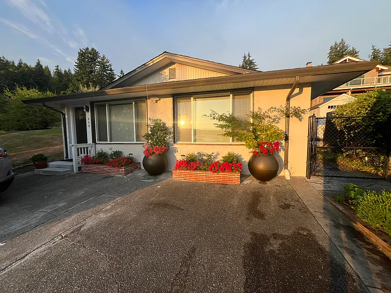 448 E Lake Sammamish Pkwy NE — Photo 2