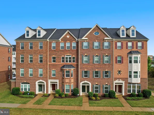 21709 Charity Ter Unit 10C, Ashburn, VA 20147