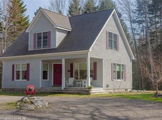 24 Stone Wharf Rd, Boothbay, ME 04537