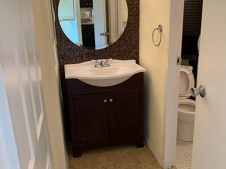 2800 Wisconsin Ave NW #410 — Photo 22