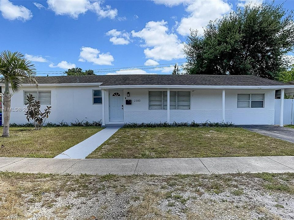 1st image of 2300 NW 196th Ter
