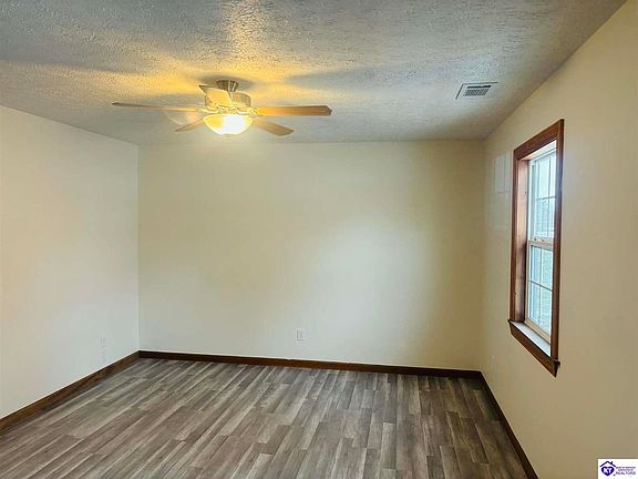 2nd image of 6420 Flaherty Rd