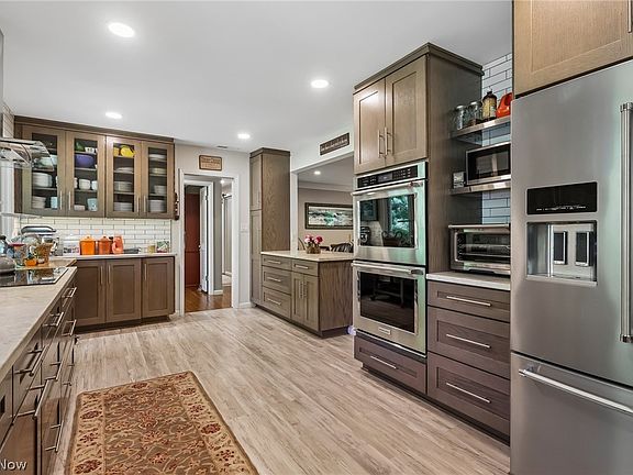 5th image of 62 Morningside Dr
