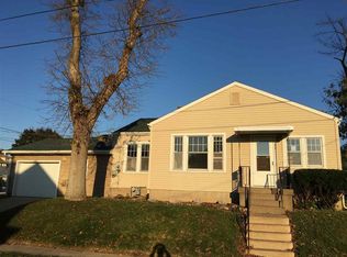 3110 Burden Ave, Dubuque, IA 52001