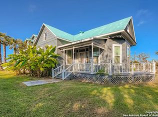 1668 Marion Rd, Marion, TX 78124