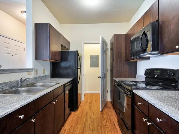 Cypress Bend Village Apartments