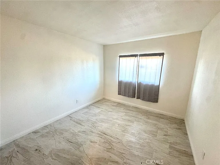 16214 Juniper St #2B — Photo 6