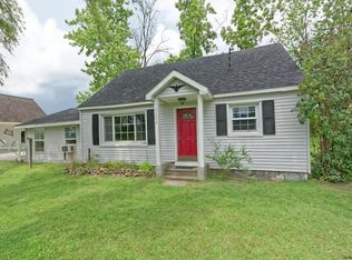 5006 Mariaville Rd, Schenectady, NY 12306