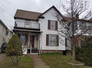 209 E Center St, Medina, NY 14103