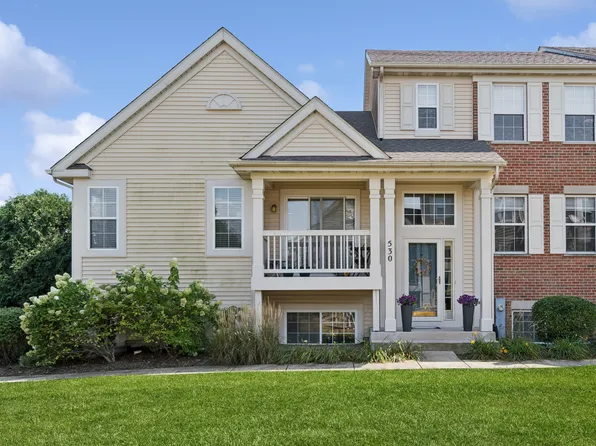 530 Lincoln Station Dr #530, Oswego, IL 60543