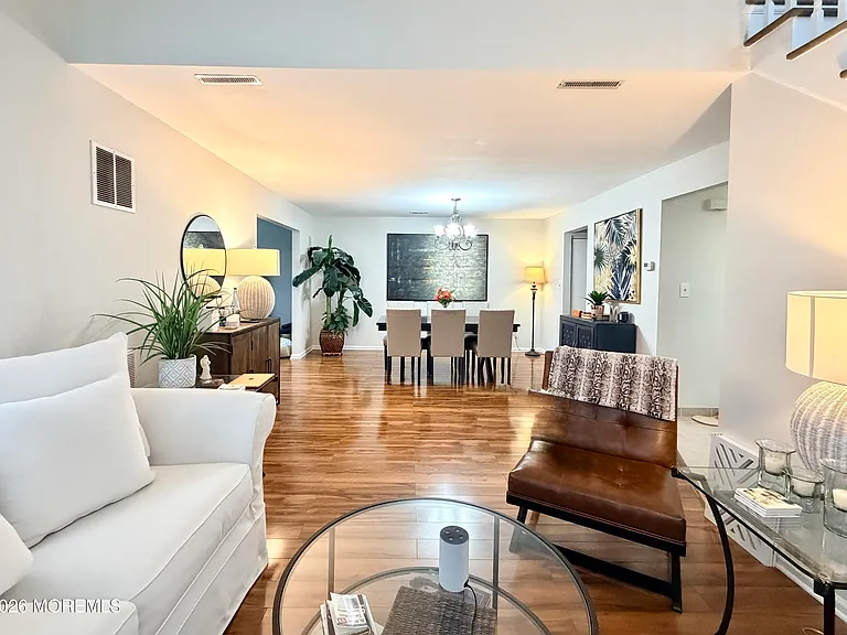 15 Cummings Ct — Photo 4