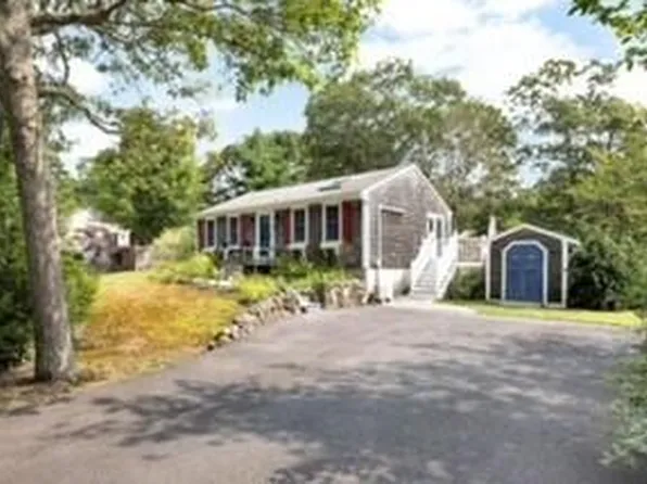 431 Cotuit Road, Mashpee, MA 02649