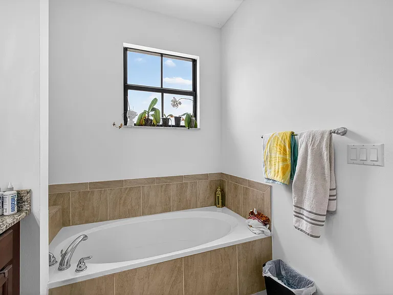 4009 Sequoia Pl — Photo 39