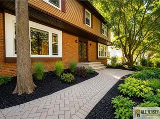 11 Buffalo Run, East Brunswick, NJ 08816
