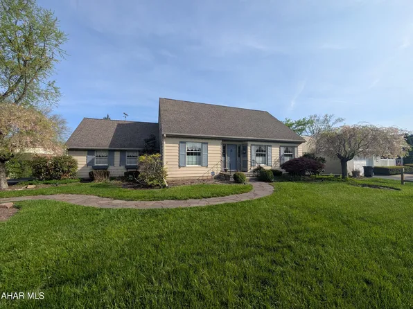 903 Garber St, Hollidaysburg, PA 16648