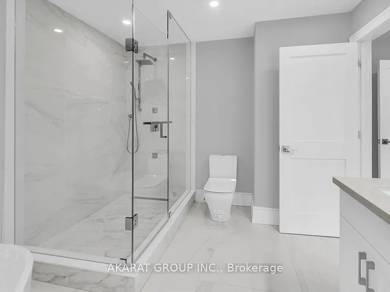 1274 Kings College Dr — Photo 25