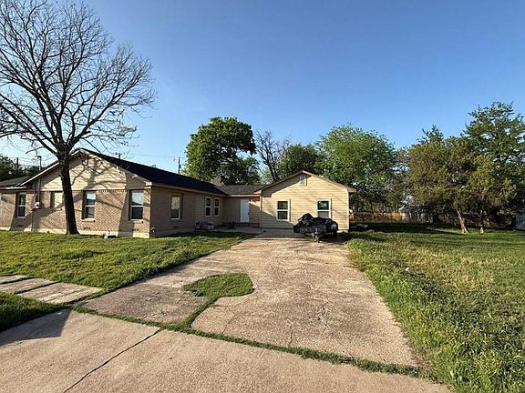 3rd image of 1300 N 2nd St