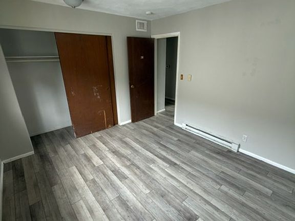 4th image of 603 W Clay St APT 18