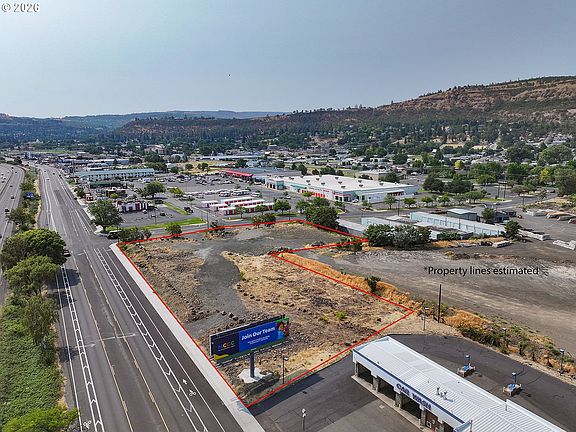 2nd image of 707 Snipes St