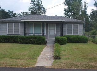 1504 Maple Ave, Picayune, MS 39466