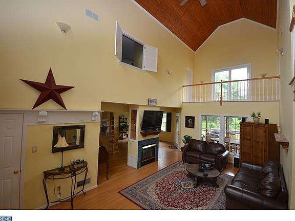4th image of 109 Saddle Dr