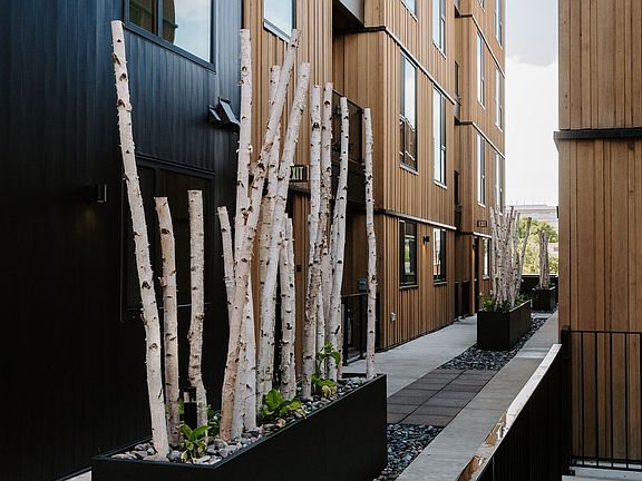 5th image of 1601 Park Ave #503