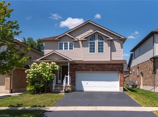 24 Joseph Lichti Ln, Wilmot, ON N3A 4S3
