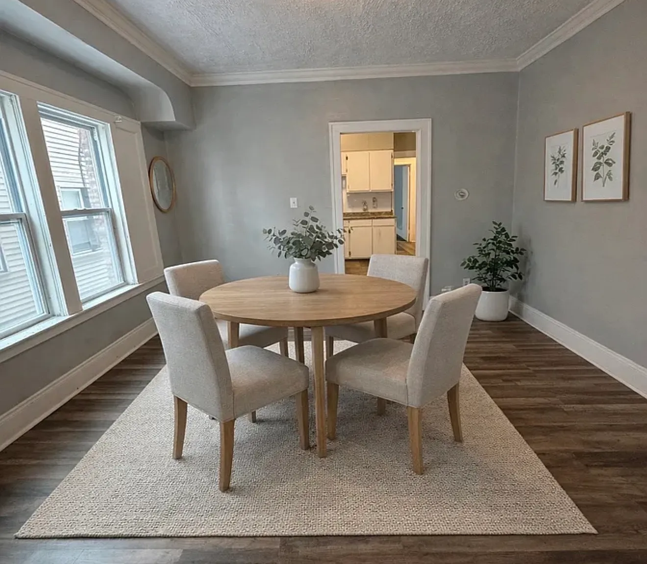 2 bed, 850 sqft, $899 — Photo 3