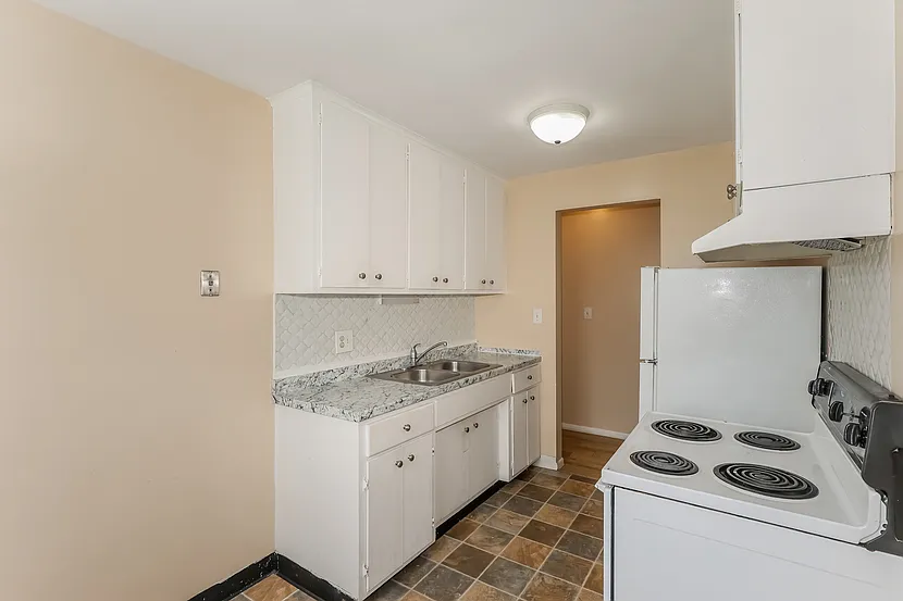 2 bed, 850 sqft, $1,195 — Photo 4