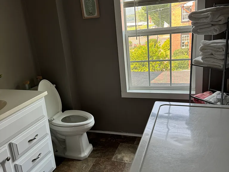 27 E Front St — Photo 16