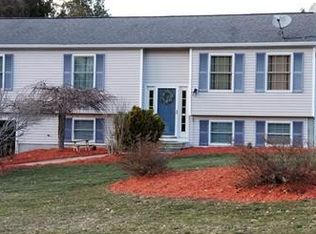 5 Ash St, Webster, MA 01570
