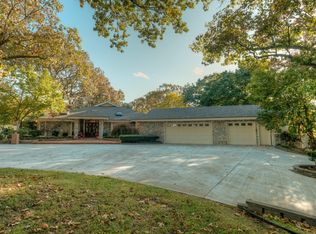 903 S Quail Run, Carthage, MO 64836
