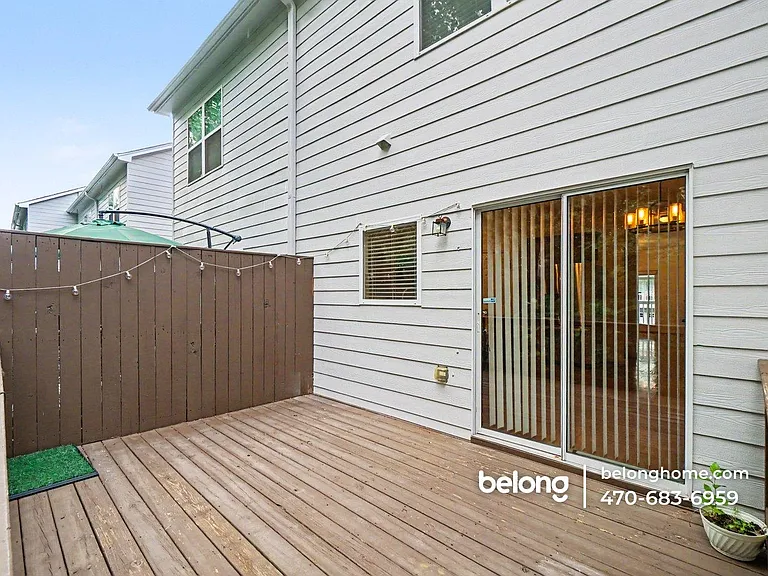 1429 Liberty Pkwy NW — Photo 5