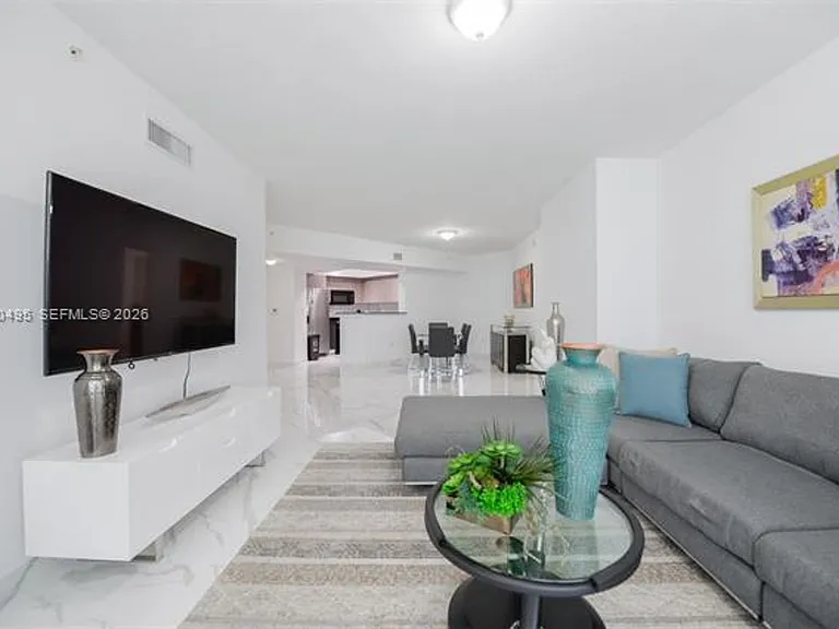 16699 Collins Ave #CU-2004 — Photo 6