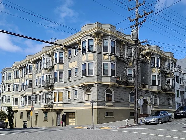 1501 Larkin St — Photo 2