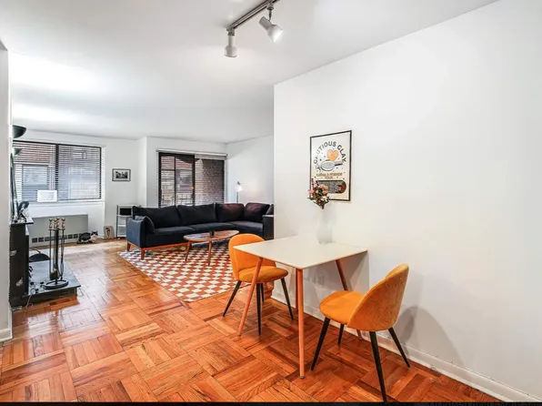 170 East 88th Street image 3 of 16