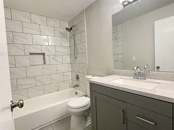 5th image of 1513 155th St E