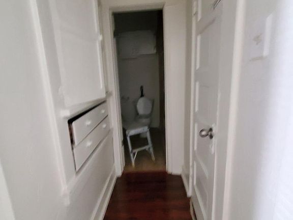 5th image of 725 W 60th St APT 1