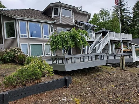 4th image of 2222 63rd Ave NW