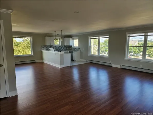 120 Downing St #3, New Haven, CT 06513