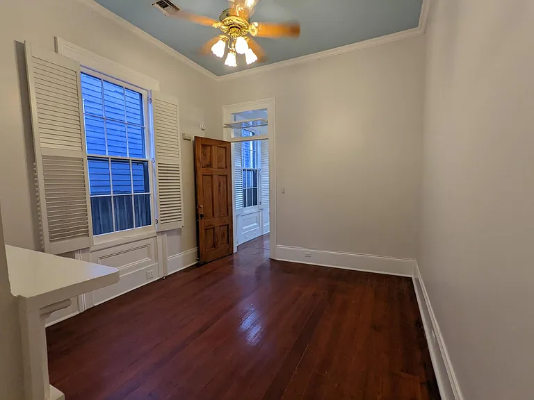 2831 Saint Thomas St — Photo 6